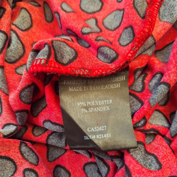 Lily Morgan red and black shirt. Size small - Picture 6 of 7